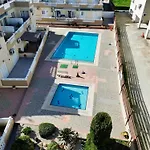 Апартаменты Aquasol Modern 2br With Shared Pool *