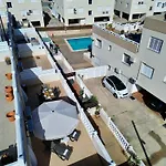Апартаменты Aquasol Modern 2br With Shared Pool *