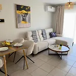 Aquasol Modern 2br With Shared Pool *