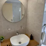 Apartment Aquasol Modern 2br With Shared Pool Paralimni