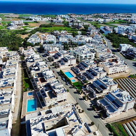 Aquasol Modern 2br With Shared Pool * Protaras